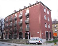 Tglagyr square Synagogue